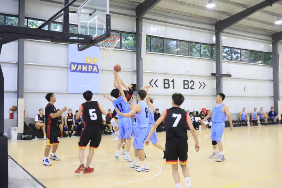 花花牛丨奪冠，奪冠，奪冠?。?！用冠軍為中國(guó)健兒喝彩?。?！