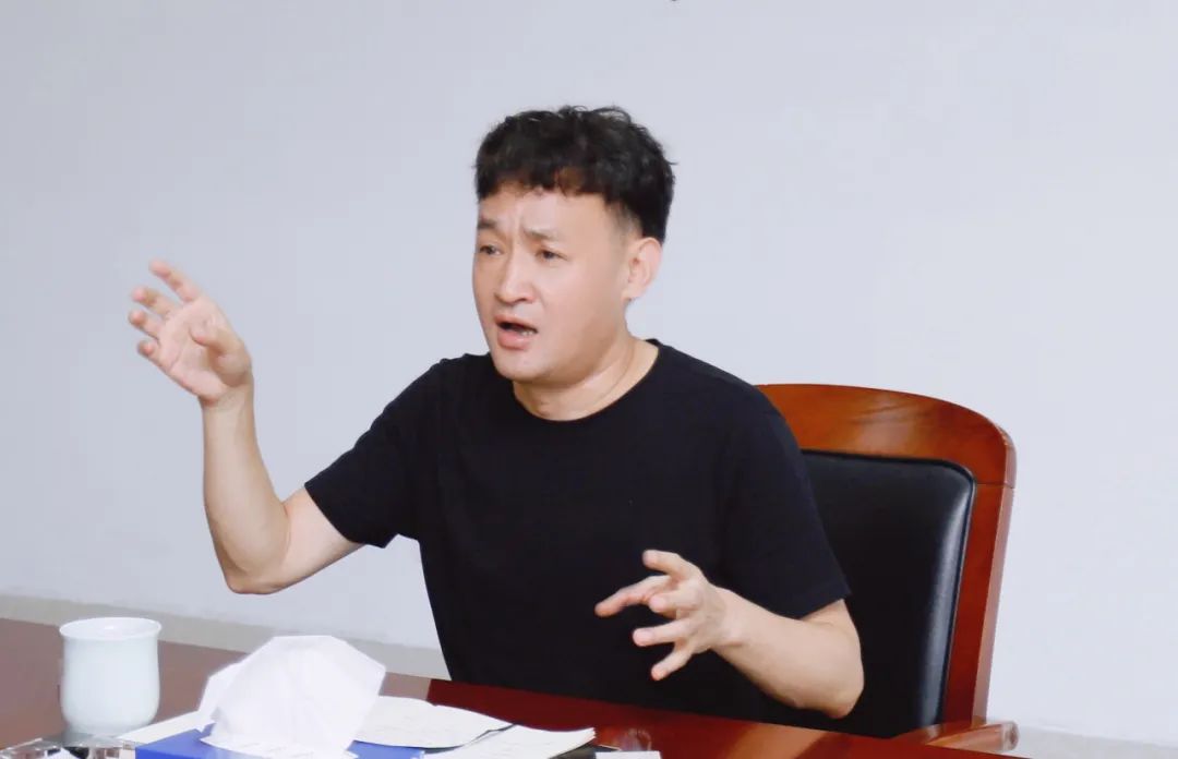 繼往開來 · 再創(chuàng)輝煌 | 花花牛乳業(yè)集團召開9月營銷、養(yǎng)殖及飼料月度經(jīng)營工作會議