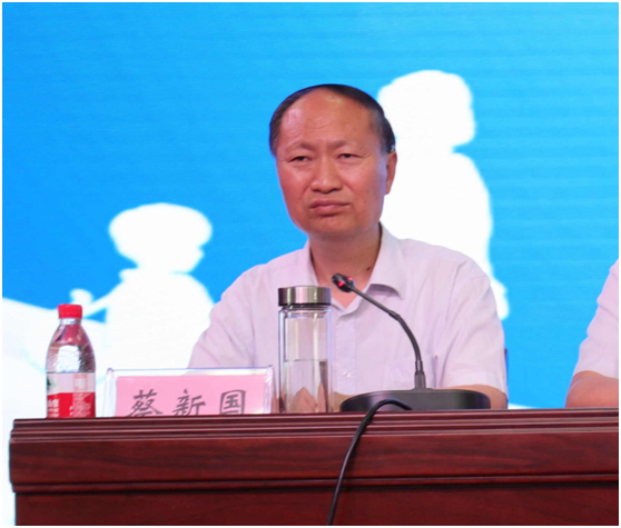 “健康中原，牛奶伴您行——花花牛乳業(yè)集團2018中國小康牛奶行動” 公益助學啟動儀式隆重舉行